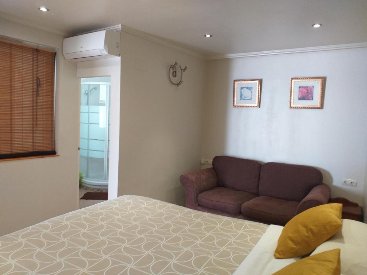 Malaga Ensuites City Centre Buitenkant foto